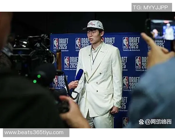 杨瀚森表现出色应在选秀中获得更高顺位赢得球队关键轮换位置 杨瀚森表现出色应在选秀中获得更高顺位赢得球队关键轮换位置