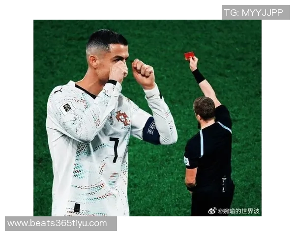 C罗因肘击染红被禁赛葡萄牙足协希望他下轮以观众身份出席比赛 C罗因肘击染红被禁赛葡萄牙足协希望他下轮以观众身份出席比赛